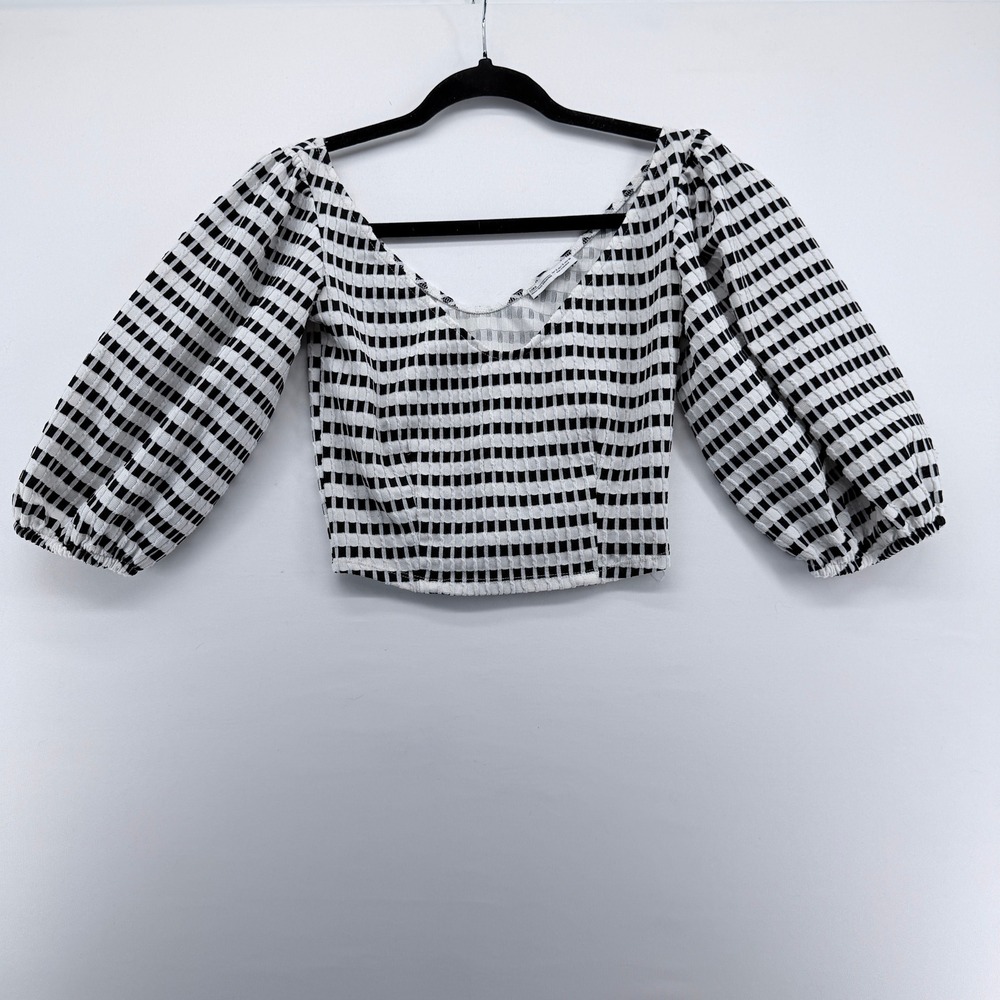 Zara Basic Black White Gingham Puff Sleeve Crop Top Seersucker V-Neck Small‎
